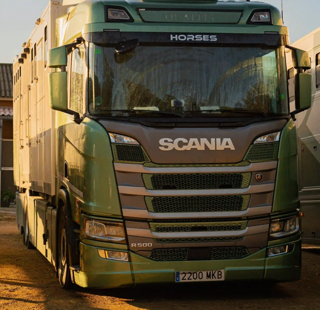 La complejidad logística del transporte caballos internacional por Europa